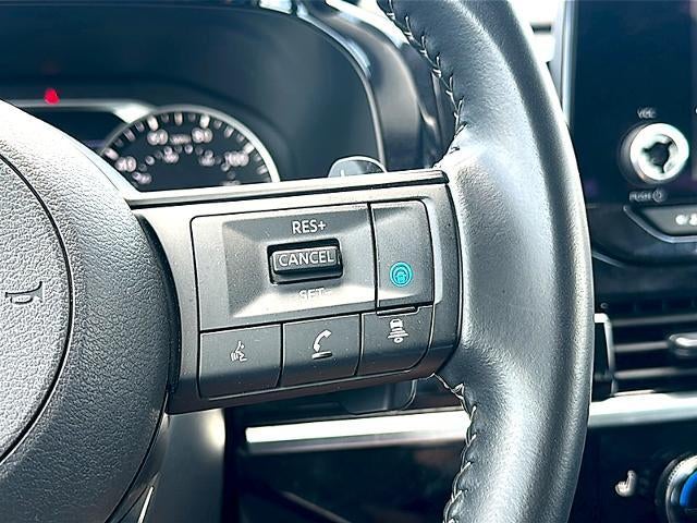 2025 Nissan Pathfinder SV 2WD