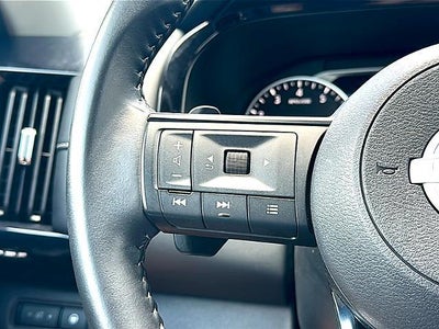 2025 Nissan Pathfinder SV 2WD