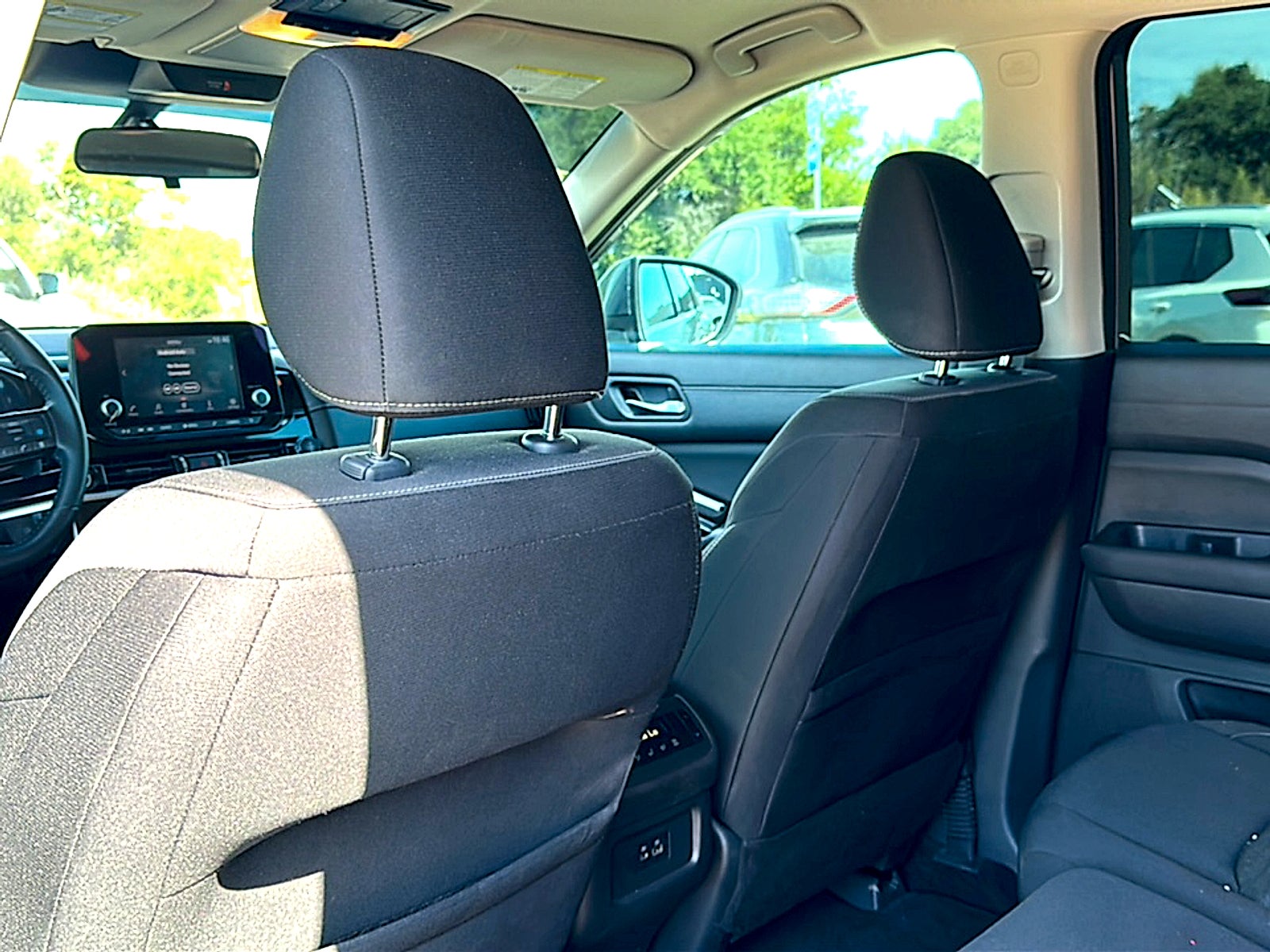 2022 Nissan Pathfinder SV 2WD