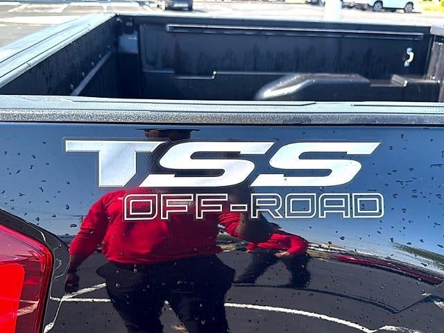 2020 Toyota Tacoma 2WD 2WD SR Double Cab 5' Bed I4 AT (GS)