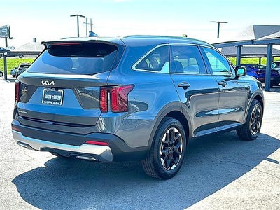 2024 Kia Sorento S FWD