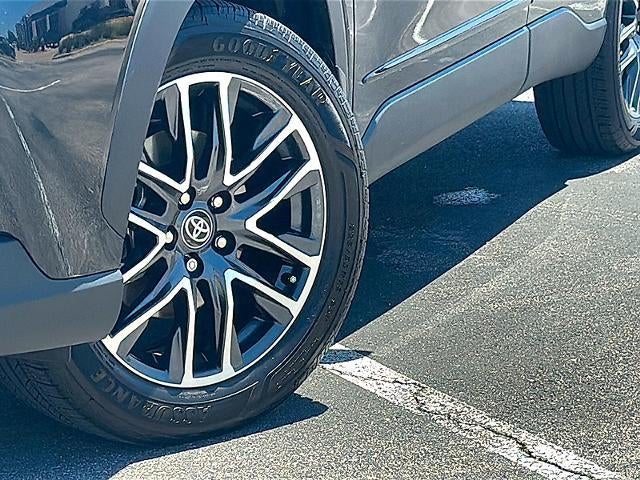 2026 Toyota Corolla Cross XLE 4WD (Natl)