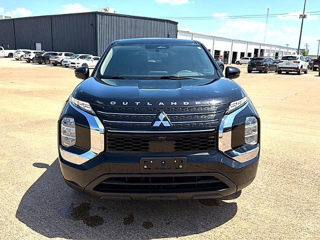 2024 Mitsubishi Outlander ES FWD