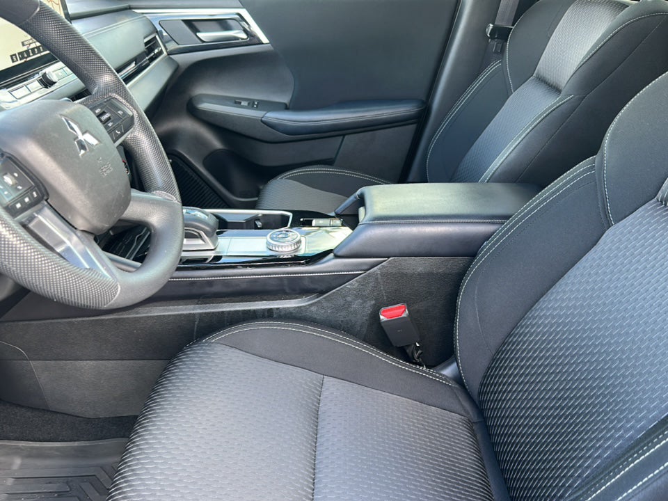 2025 Mitsubishi Outlander ES 2.5 2WD