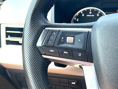 2025 Mitsubishi Outlander SE FWD