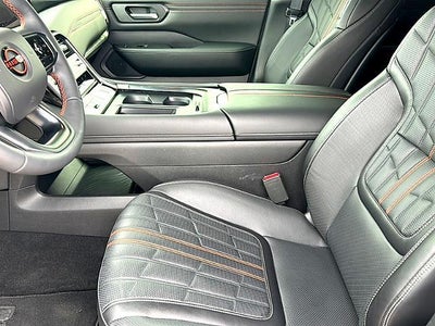 2025 Nissan Armada 4x4 PRO-4X