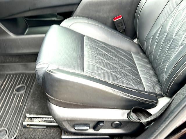 2023 Nissan Rogue AWD Platinum *Ltd Avail*