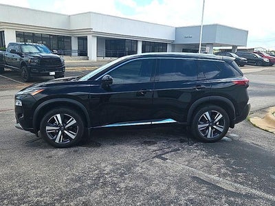 2023 Nissan Rogue AWD Platinum *Ltd Avail*