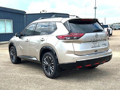 2025 Nissan Rogue AWD Platinum