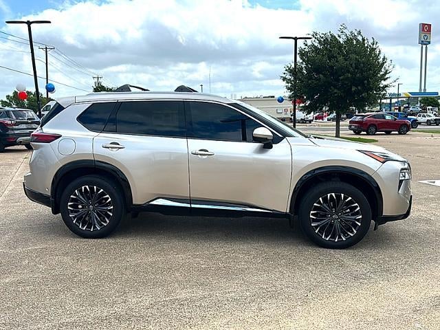 2025 Nissan Rogue AWD Platinum