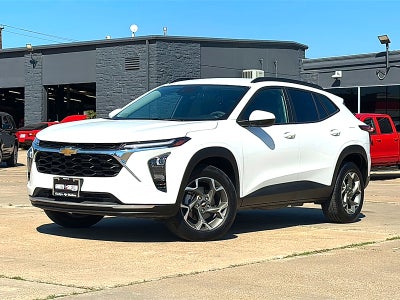 2025 Chevrolet Trax FWD LT