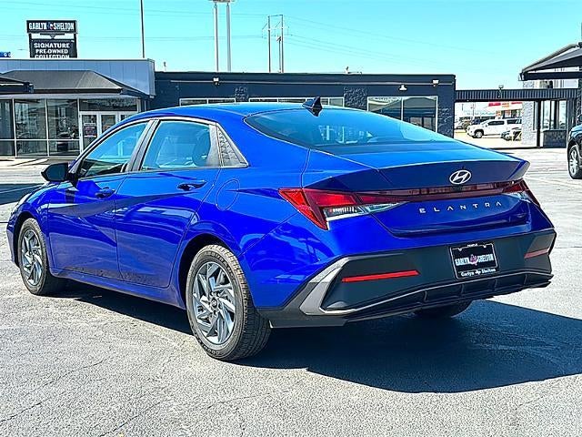 2024 Hyundai ELANTRA SEL IVT