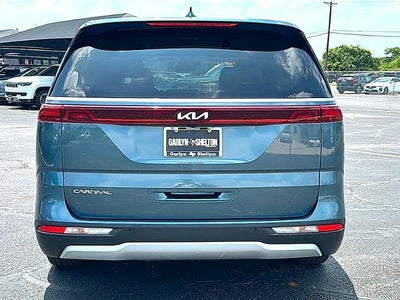 2023 Kia Carnival EX FWD