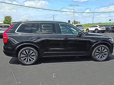 2020 Volvo XC90 T6 AWD Momentum 7 Passenger