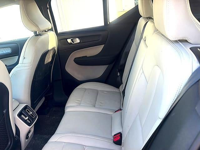 2023 Volvo XC40 B5 AWD Plus Bright Theme