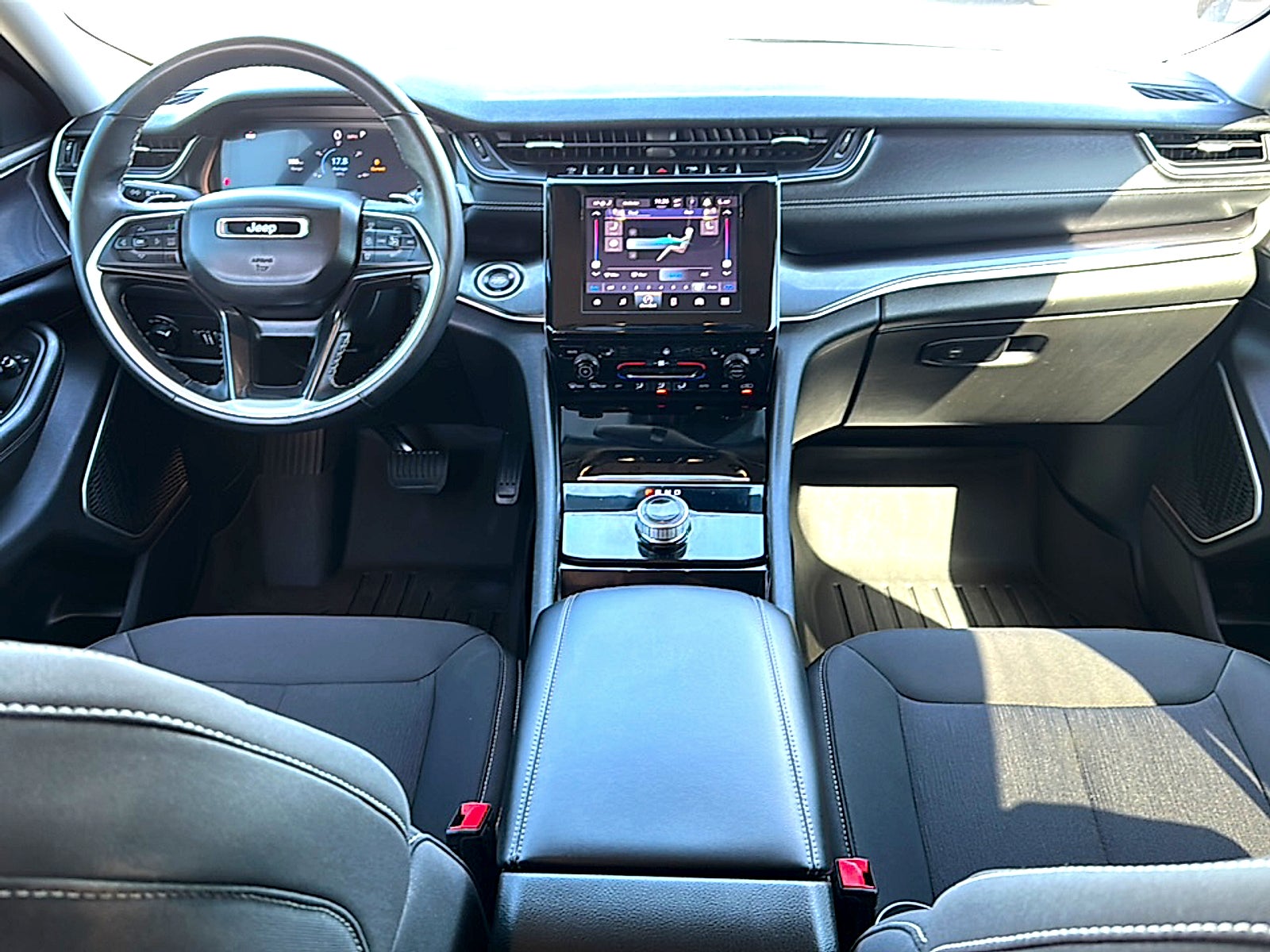 2021 Jeep Grand Cherokee L Laredo 4x4