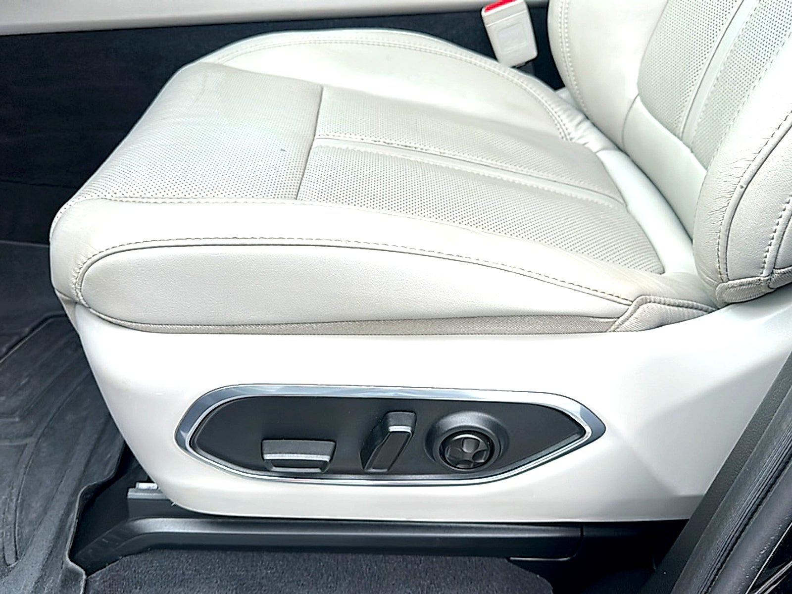 2023 Jeep Wagoneer L Series II 4x4