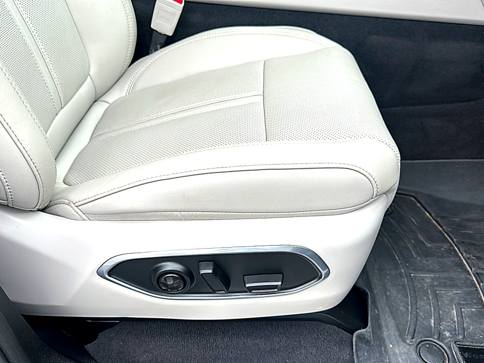 2023 Jeep Wagoneer L Series II 4x4