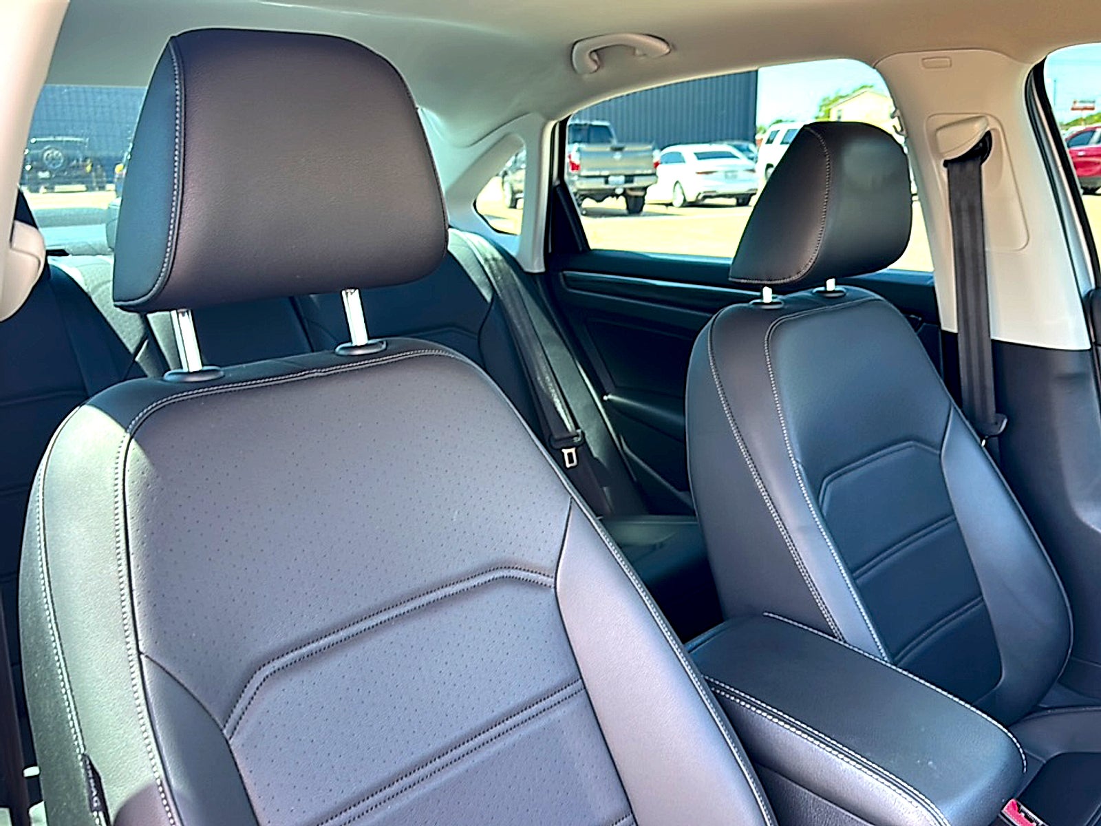 2020 Volkswagen Passat 2.0T R-Line