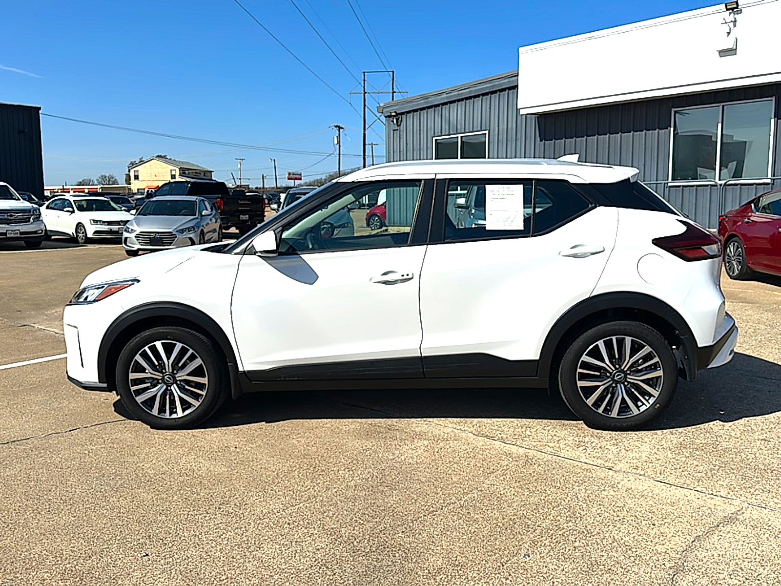 2024 Nissan Kicks SV Xtronic CVT