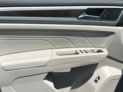 2022 Volkswagen Atlas 2.0T SE w/Technology