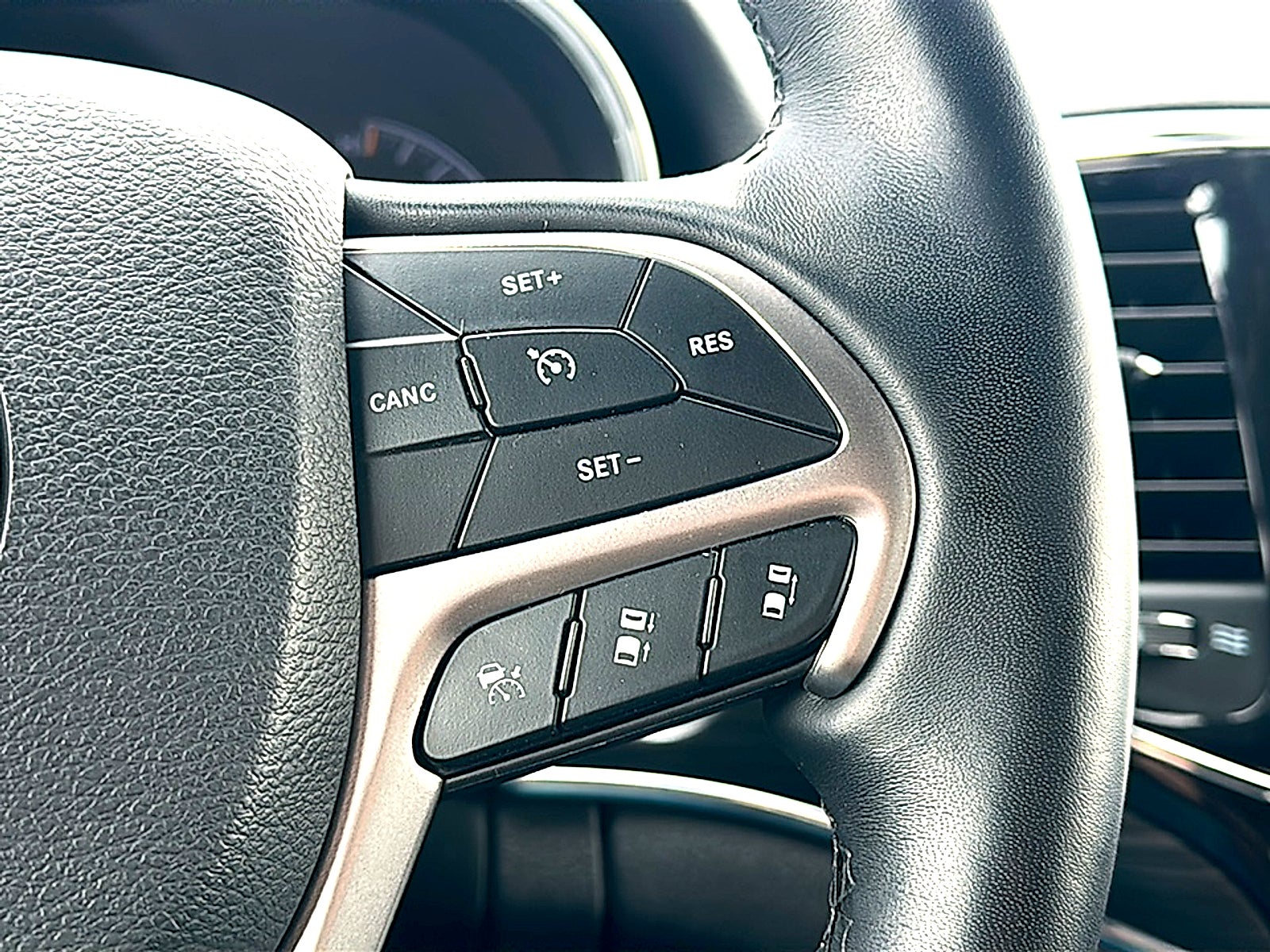 2021 Jeep Grand Cherokee Limited 4x2