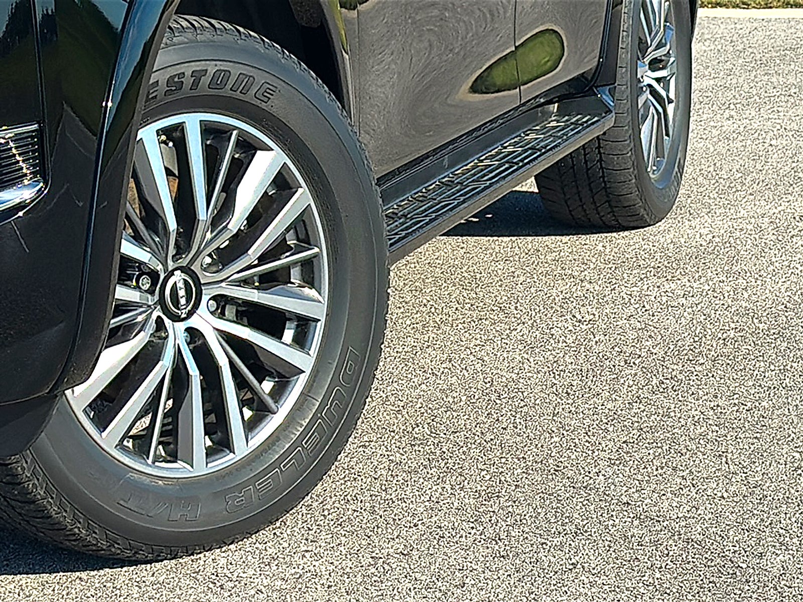 2023 Nissan Armada SL 4WD