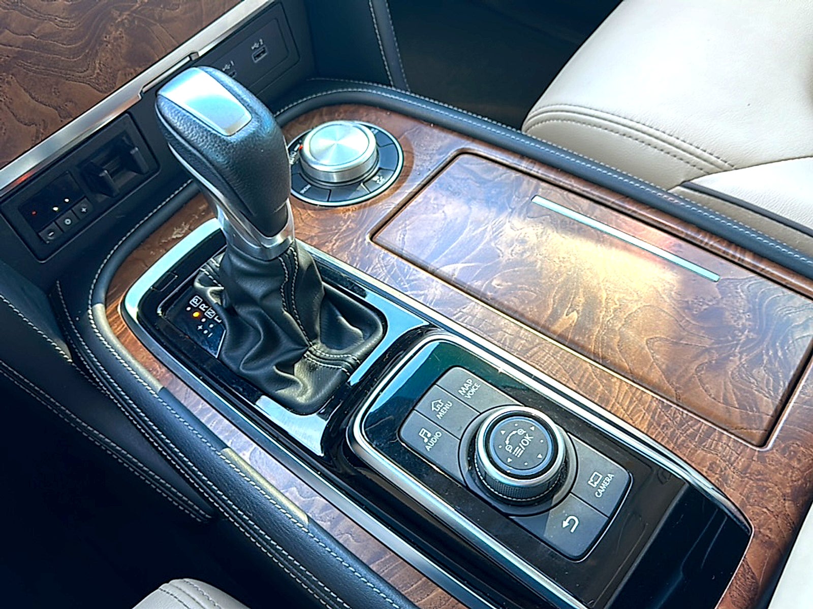 2023 Nissan Armada SL 4WD