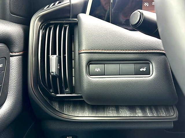 2025 Nissan Armada PRO-4X 4WD