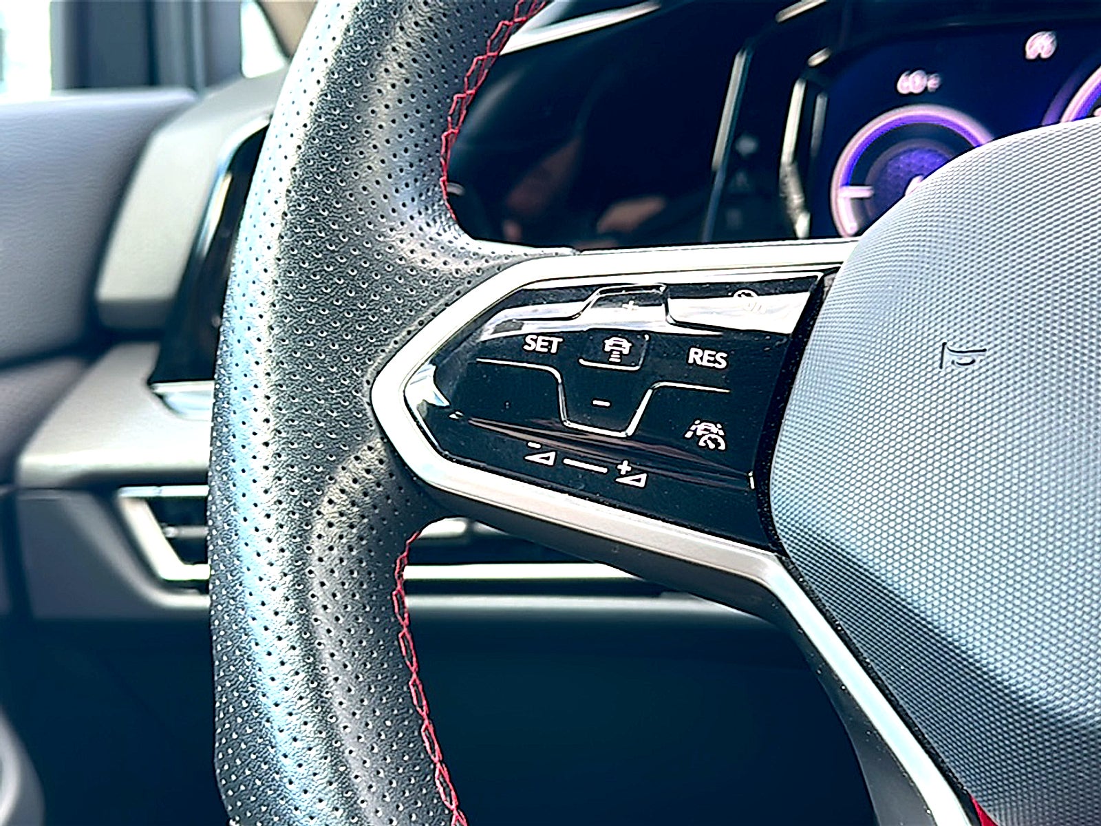 2024 Volkswagen Golf GTI 2.0T S