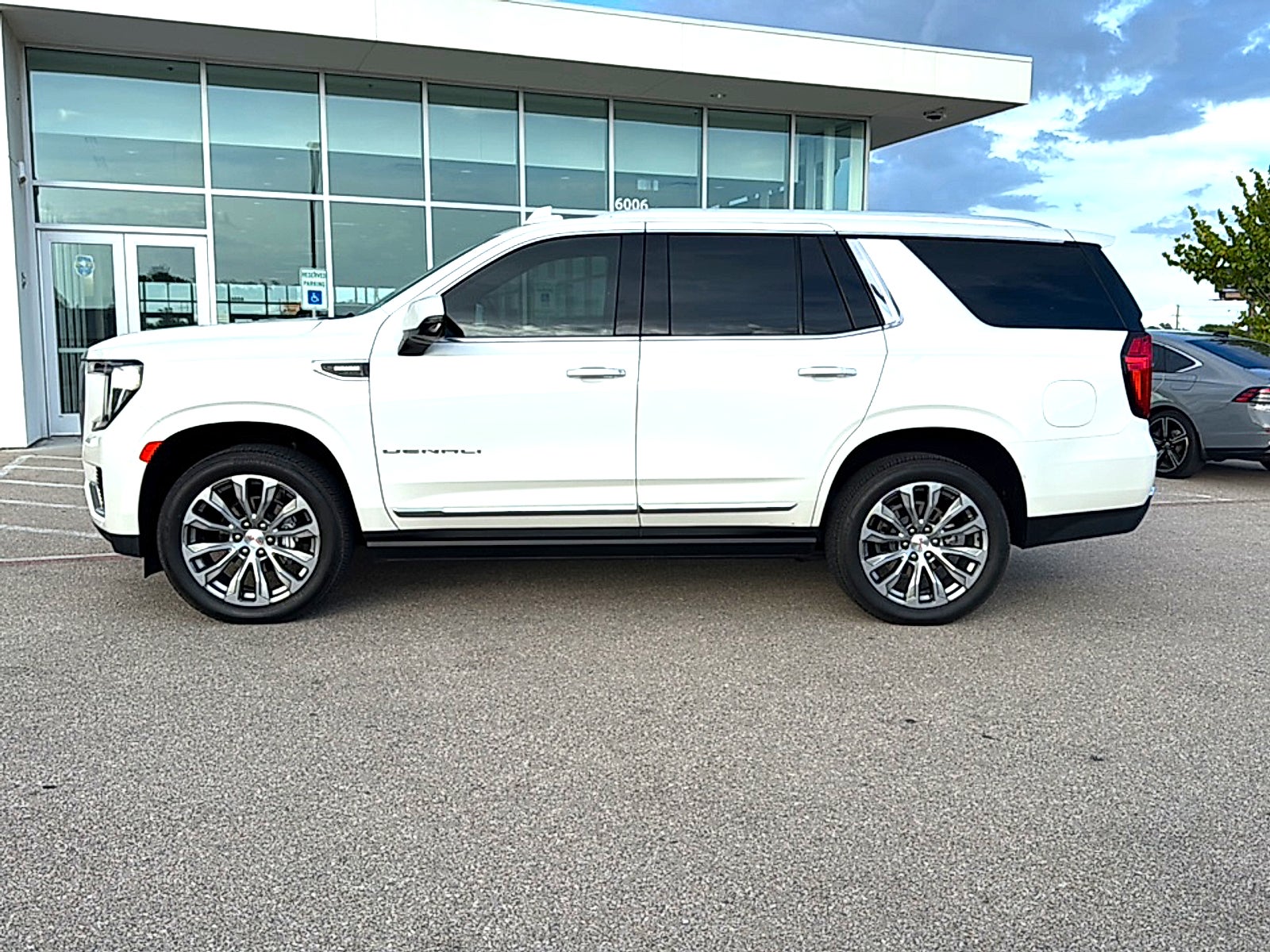 2024 GMC Yukon Denali Denali