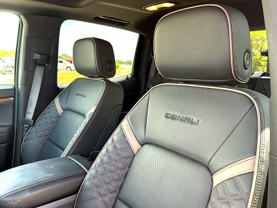 2024 GMC Canyon 4WD Denali