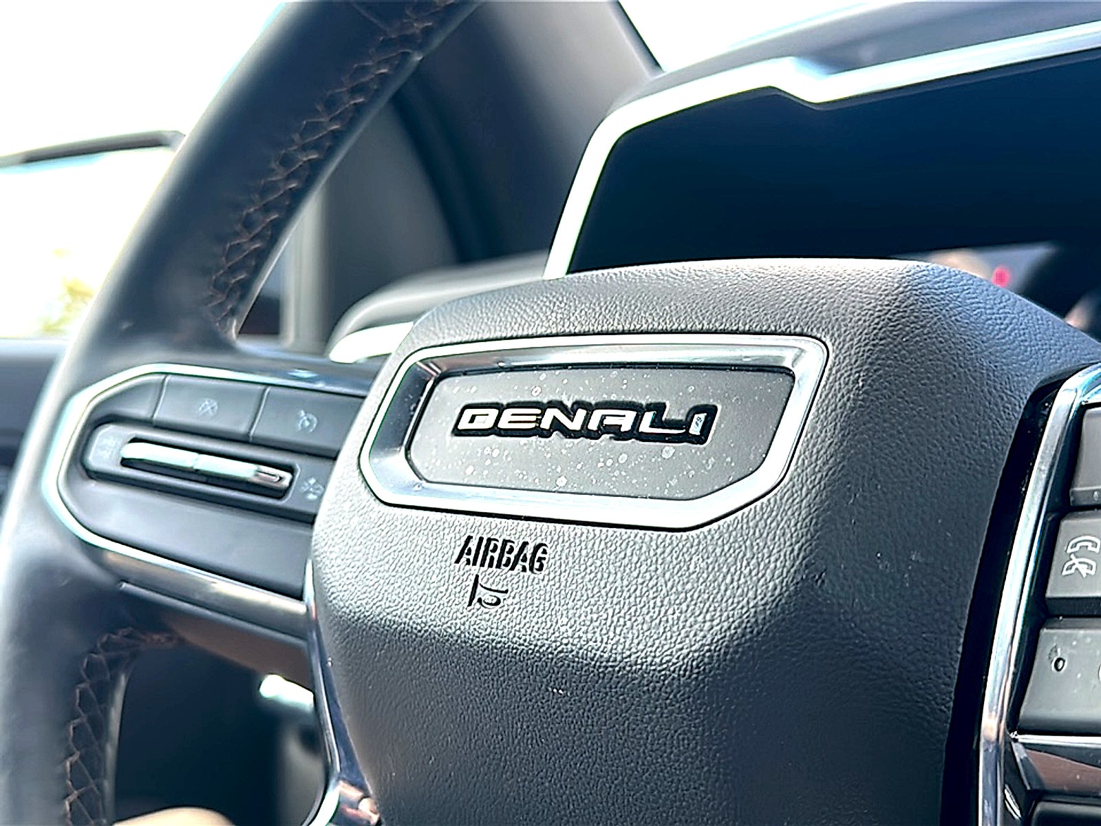 2024 GMC Canyon 4WD Denali
