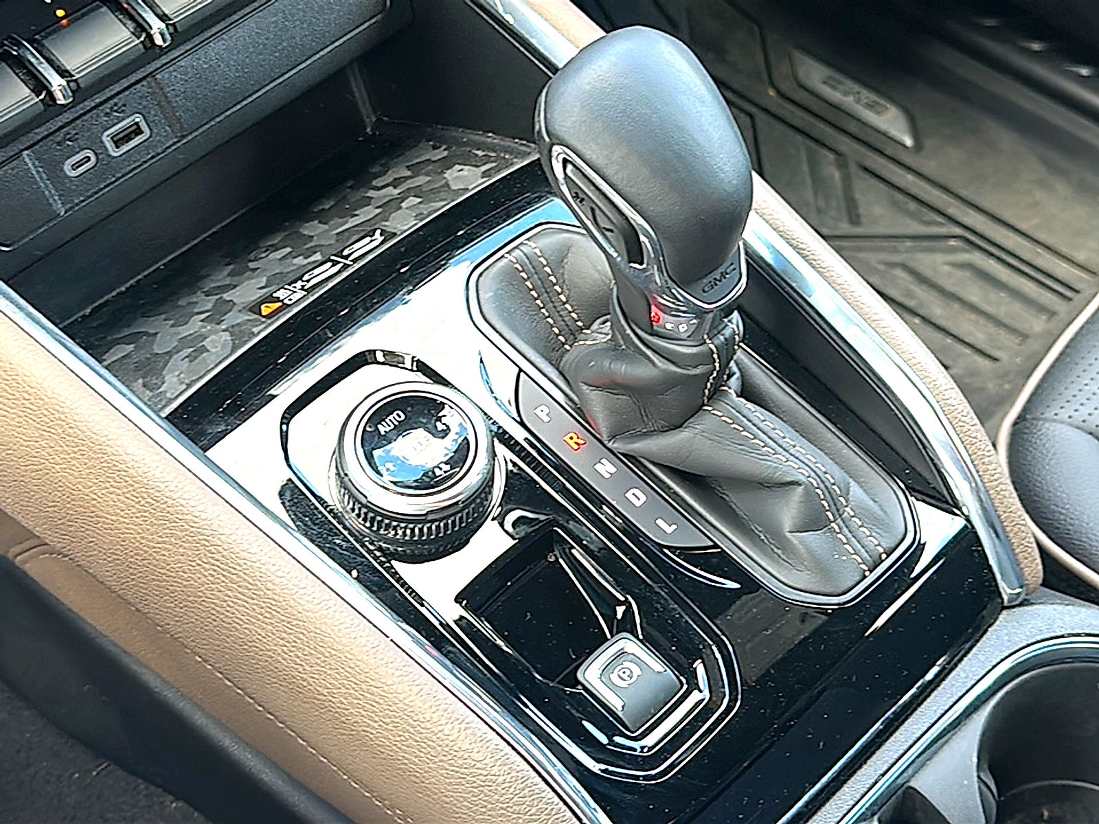 2024 GMC Canyon 4WD Denali