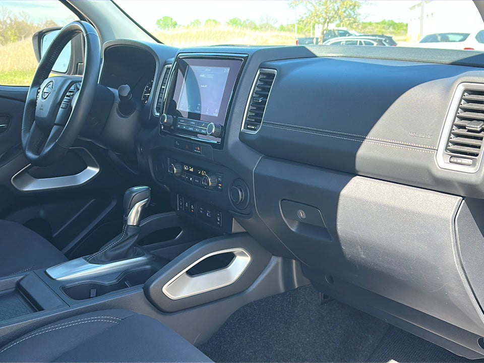 2023 Nissan Frontier Crew Cab SV 4x2