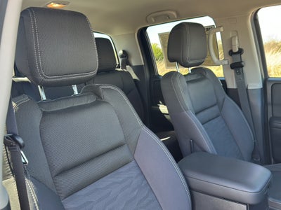 2023 Nissan Frontier Crew Cab SV 4x2