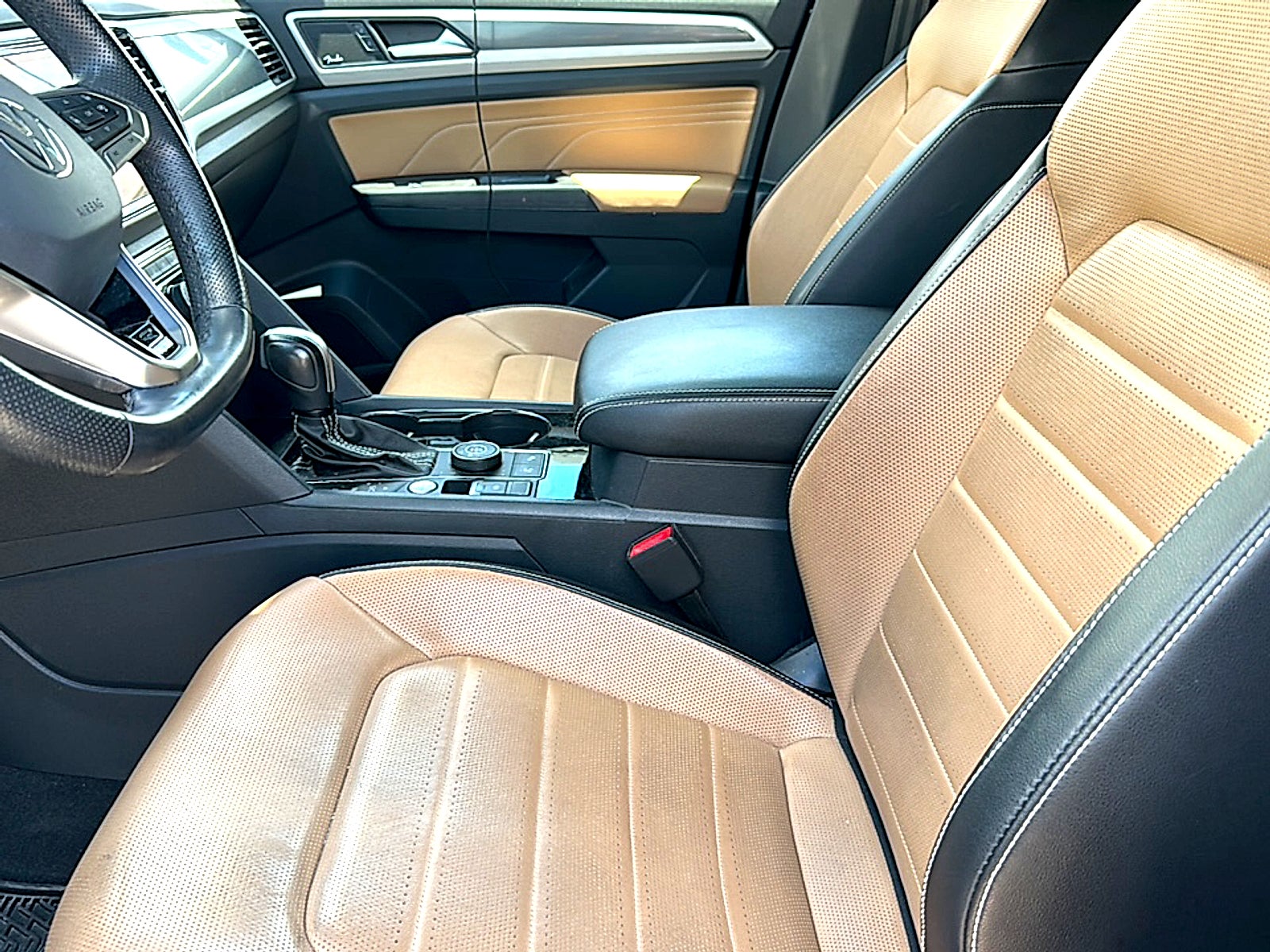 2022 Volkswagen Atlas Cross Sport 3.6L V6 SEL Premium R-Line