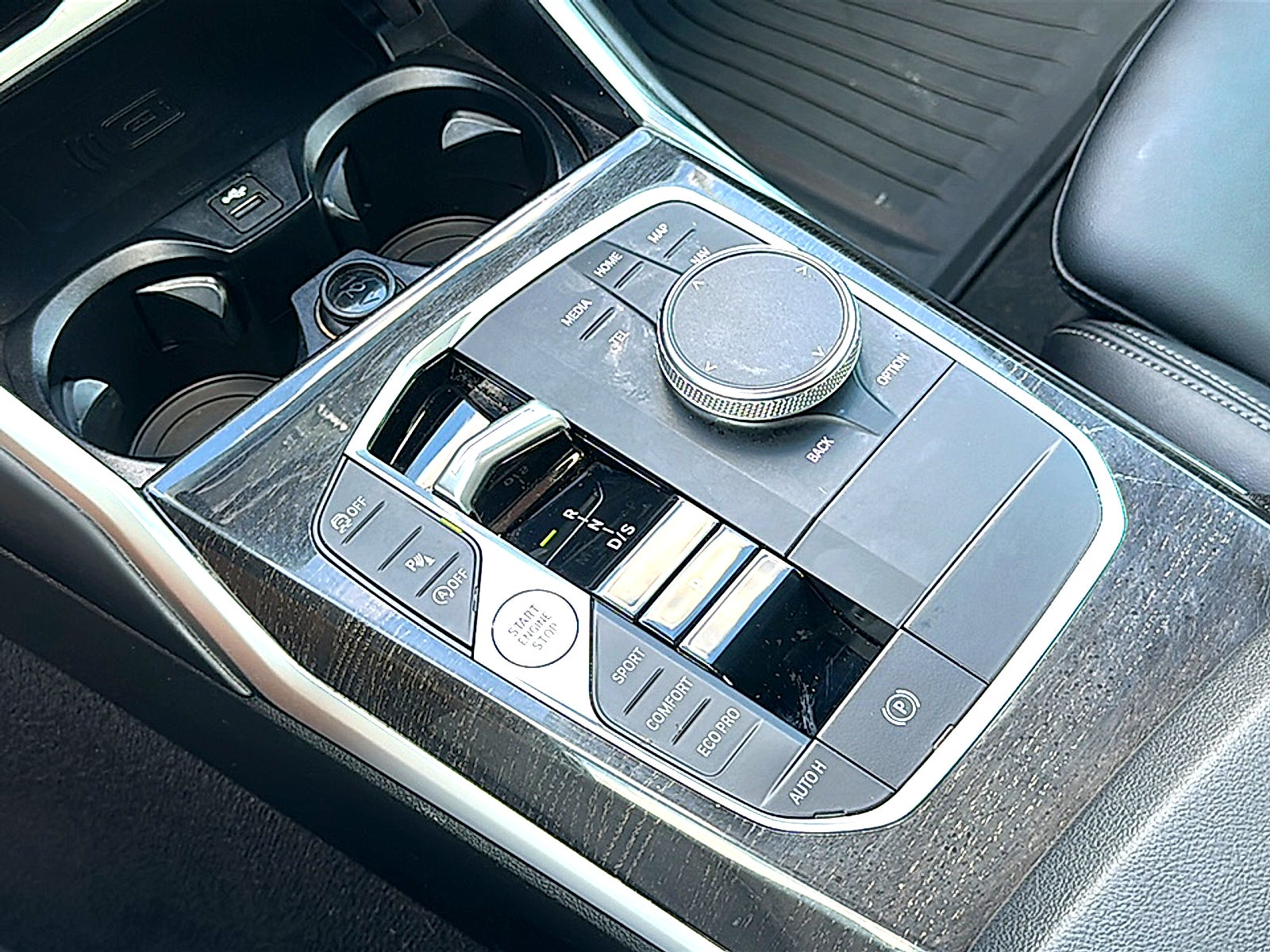 2024 BMW 3 Series 330i