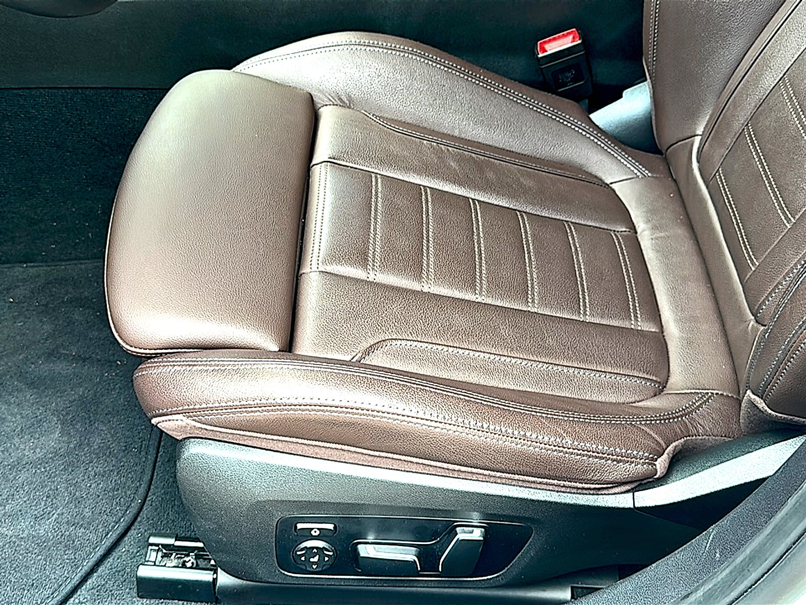 2024 BMW 3 Series 330i