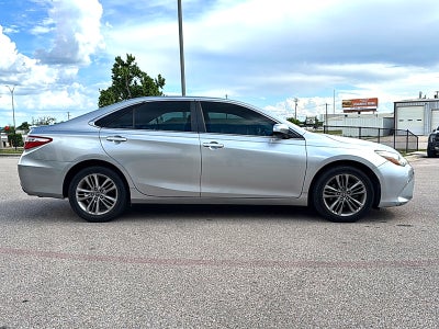 2016 Toyota Camry SE