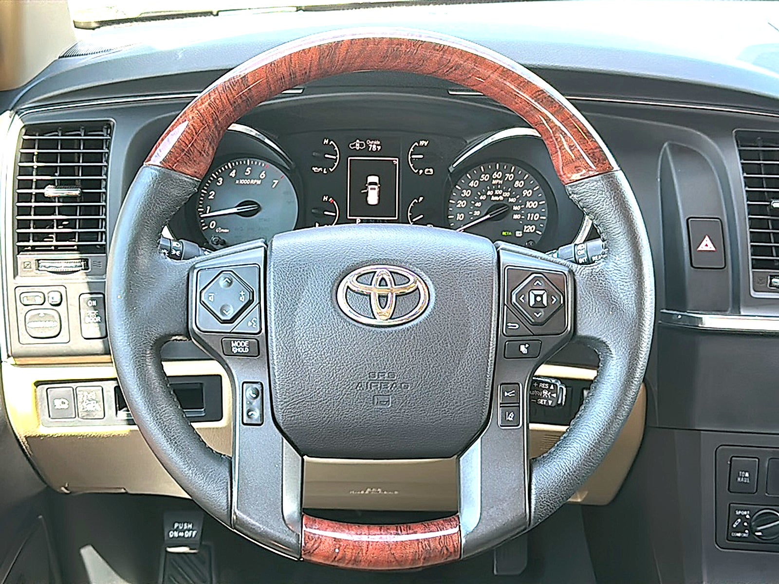 2020 Toyota Sequoia Platinum