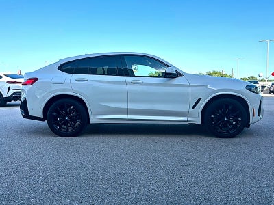 2024 BMW X4 xDrive30i