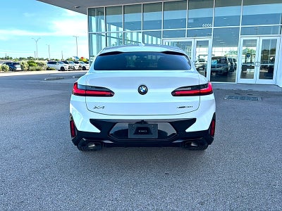 2024 BMW X4 xDrive30i