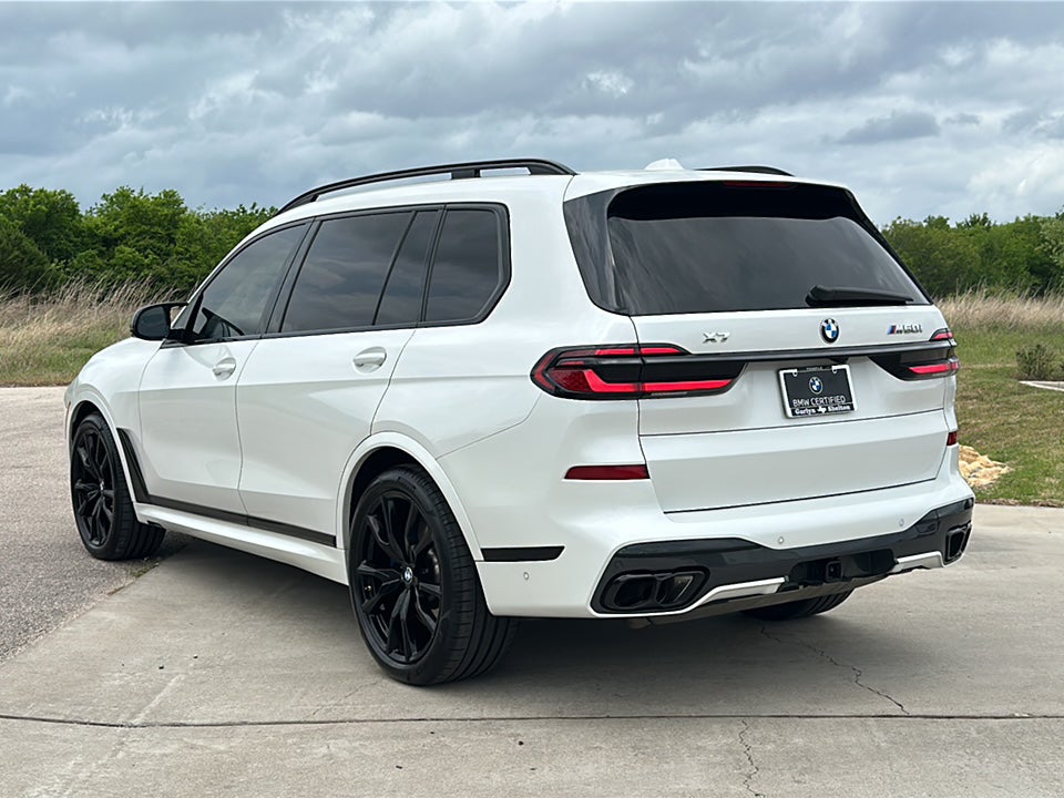 2025 BMW X7 M60i