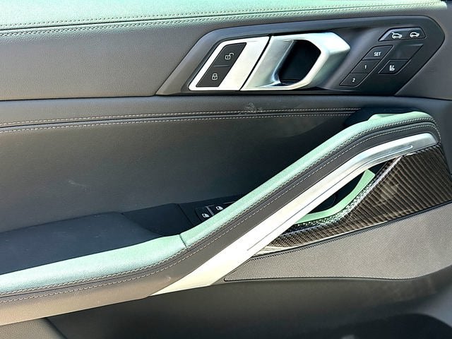 2025 BMW X6 M60i