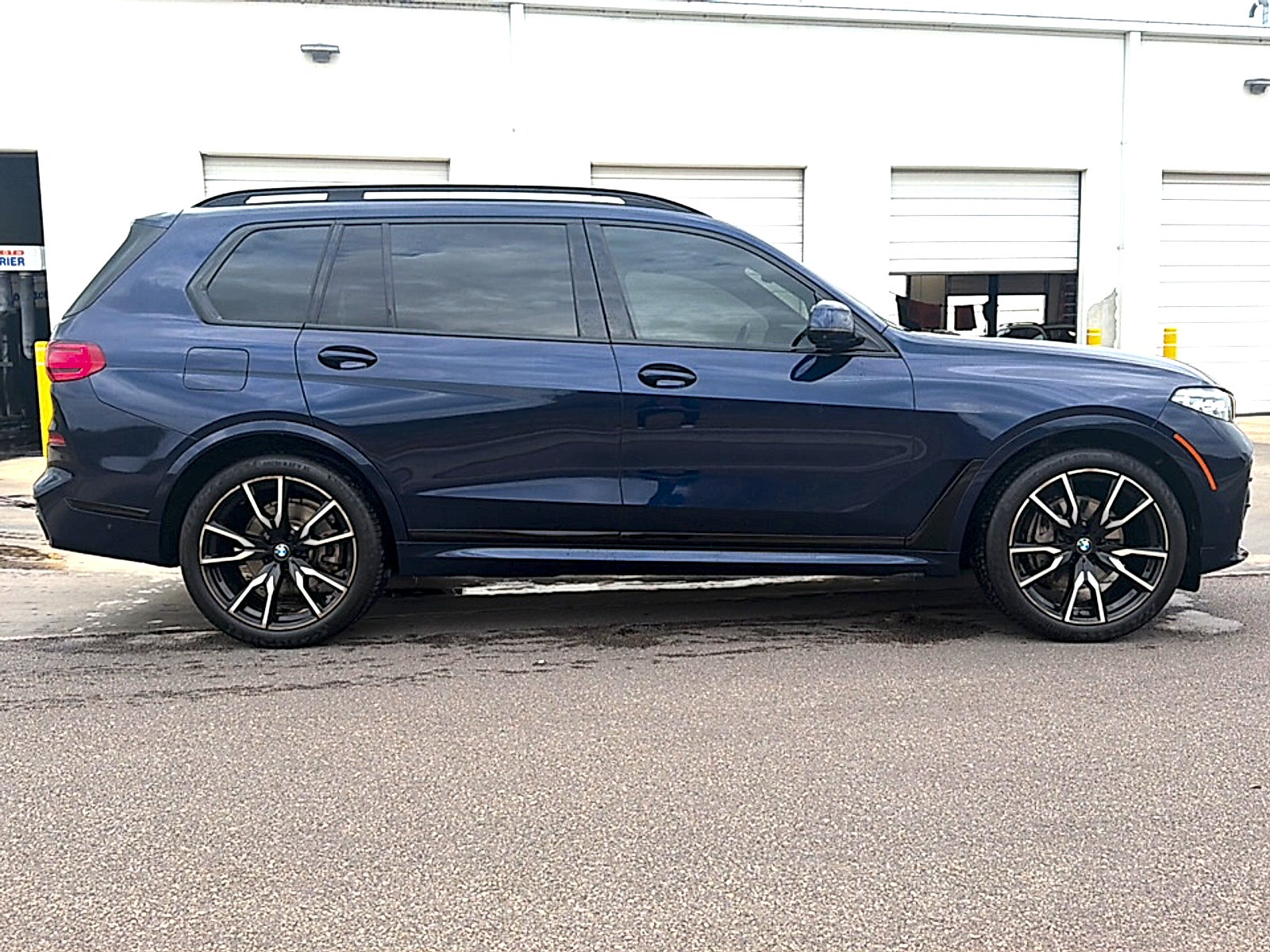 2022 BMW X7 xDrive40i