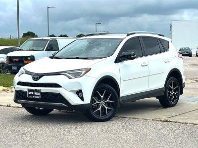 2018 Toyota RAV4 SE
