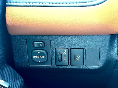 2018 Toyota RAV4 SE