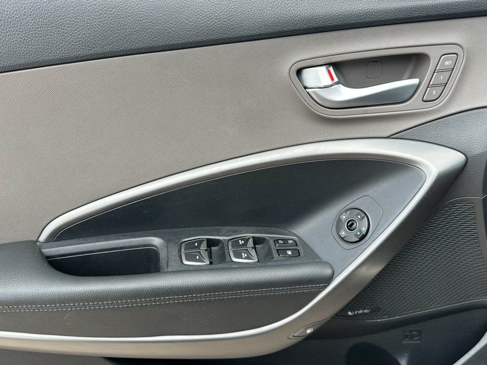 2018 Hyundai Santa Fe SE Ultimate
