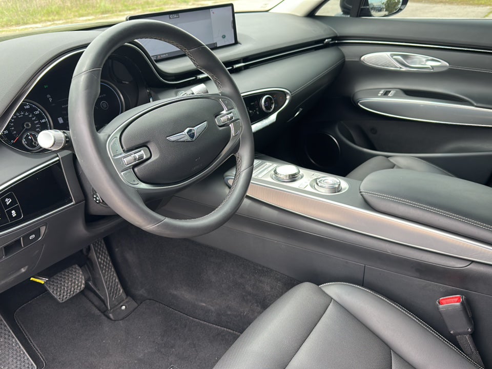 2025 Genesis GV70 2.5T